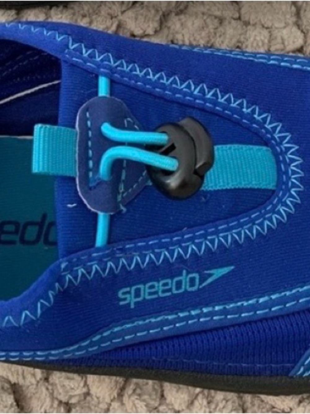 Speedo junior Water Shoes
Blue textile upper Size Medium 2/3 - Picture 4 of 6
